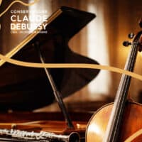Un piano, une clarinette et un violoncelle.