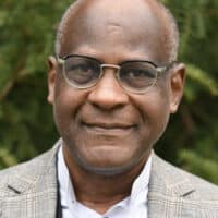 Photo portrait d'Alain Hazoume.