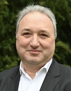 Photo portrait de Arnaud Alacir.