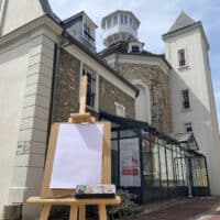 Chevalet devant la Micro-Folie.